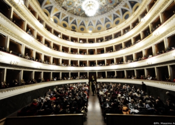 Le “Lezioni di Storia” chiudono con successo il sipario al Mancinelli