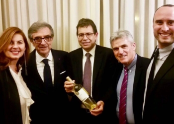 Ok alla Camera per il testo unico, cin cin con le eccellenze dei vini di Orvieto