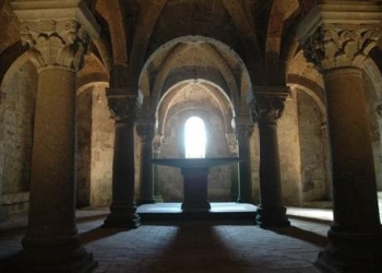 Luce di speranza per tutti i fedeli aquesiani. Ad emanarla la Parrocchia del Santo Sepolcro di Acquapendente