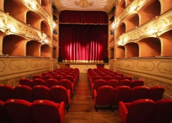 Nuovo appuntamento con Amateatro con “Le Fuggitive”, ironica commedia francese