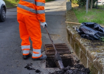 Caditoie stradali, iniziata in questi giorni la pulizia da parte operatori Cosp