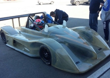 Ruote a terra e primi ruggiti dell’Osella 1000 con alla guida Michele Fattorini