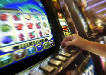 OPINIONI INCROCIATE DEL LUNEDI  22 Maggio 2017 n. 40