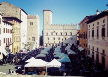 Le dieci candeline di Todi Fiorita: torna, dal 19 al 21 maggio, la Mostra Mercato del florovivaismo specializzato
