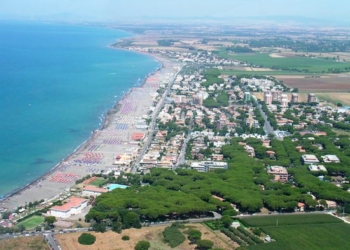 Autobus low cost per Montalto Beach, dal 25 giugno al 3 settembre ritorna il servizio di “linea turistica estiva”