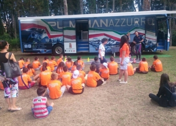 Al campo scuola della ProCiv di Porano arriva il “Pullman Azzurro” della Polizia Stradale