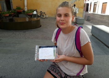 Dalla bottiglia al blog per ritornare a lasciare traccia sulla carta. In giro per Orvieto c’è il diario itinerante di Claudia