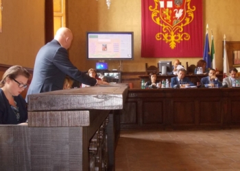 Piazza del Popolo, varchi, parcheggi, viabilità: tutte le question time in consiglio comunale