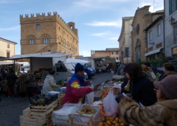 Mercato Piazza del Popolo, gli ambulanti: “Occorre una riorganizzazione”