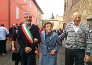 San Venanzo, festeggiati in piazza i cento anni di Cesarina Sabatini