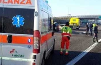 Tragedia in autostrada, muore ragazza orvietana travolta da un tir
