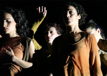 Arte e impegno sociale con “Migranti” della compagnia Atacama al Boni di Acquapendente