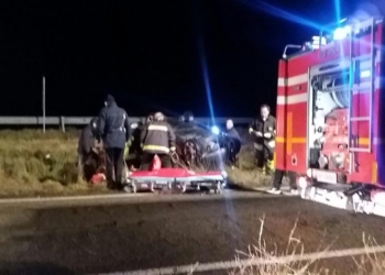 Incidente alle porte di Castel Giorgio, auto perde il controllo e si ribalta