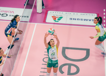 Beatrice Valpiani concentrata per spingere la Zambelli Orvieto nello scatto finale