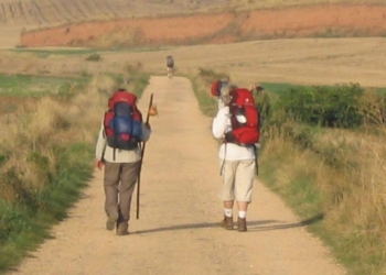Diretti da Papa Francesco fanno tappa ad Orvieto i tre pellegrini altoatesini e i loro lama argentini