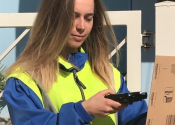 Acquapendente, Poste Italiane consegna ai cittadini il depliant progetto “Spendi di meno nel 2018”