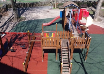 Aree gioco sulla Rupe e frazioni e mura di contenimento cimitero civico: ultimati i lavori