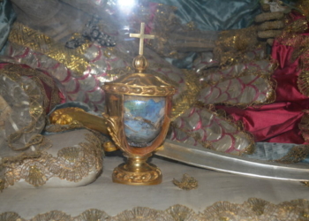 Furto sacrilego a Monteleone d’Orvieto, rubata ampolla col sangue di San Teodoro