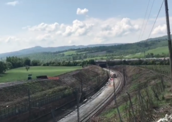 Tragedia sui binari, morire sul lavoro a 26 anni. Addio a Riccardo Cirilli