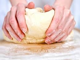 Acquapendente, gli studenti del Leonardo da Vinci imparano l’arte della panificazione