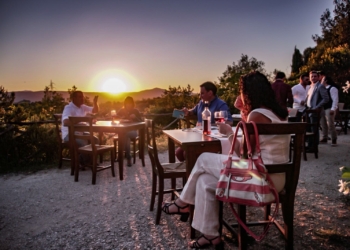 Vino, musica, cibo e territorio .. Ecco l’Estate Vitalonga tra “Chef in Vigna” e “VitaLounge”