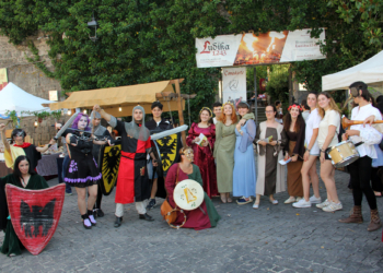 Ludika1243, la rievocazione storica etra nel vivo e trasforma le piazze di Viterbo