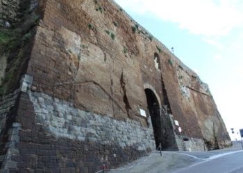 Degrado di Porta Maggiore, Germani: “Il problema dei piccioni è di difficile soluzione”