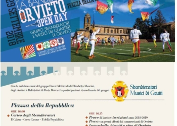 Sbandieratori e musici di Orvieto scendono in piazza per “Lancia in alto la bandiera Open Day”
