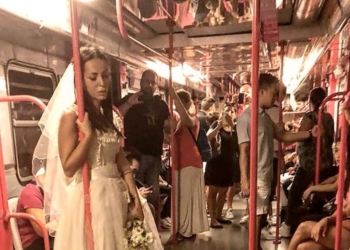 Da Milano a Roma una giovane sposa in lacrime. Realtà o esperimento sociale?
