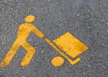 Stop al carico/scarico merci sulla Rupe, commercianti preoccupati. Vincenti: “Istituiti altri 14 punti”