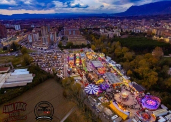 Una cerimonia per ricordare i 75 anni di presenza a Terni del luna park di Via dello Staino