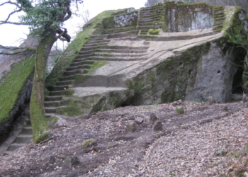 I misteri della Piramide di Bomarzo. Indagine su un enigma che ha attraversato i secoli