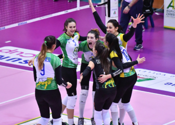 La Zambelli Orvieto trova il carbone dentro la calza della Befana portata da Caserta