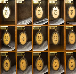 Alberghi vuoti ma i Comuni chiedono comunque la tassa sui rifiuti, Confindustra chiede tavolo di confronto