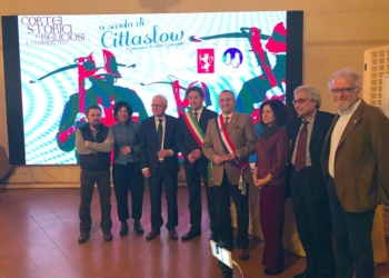 Olanda e Orvieto si stringono la mano, la città del Duomo ospite a Echt-Susteren per il corteo del 2021