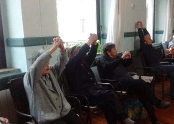 Corso di ginnastica alla casa vincenziana di Baschi, grazie al contributo della Fondazione Cro