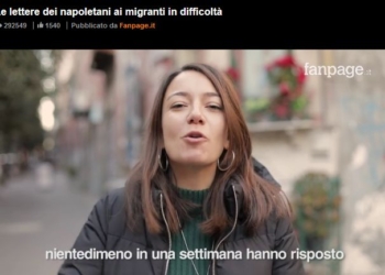 A Napoli in migliaia pronti ad accogliere i migranti. Un messaggio ogni 25 secondi