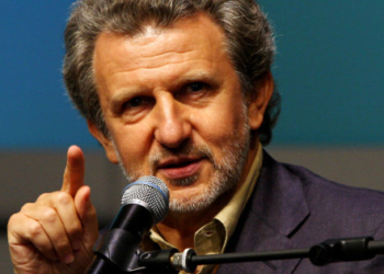 Piergiorgio Odifreddi: “Se i politici sono eletti dagli elettori e il 90% degli elettori è stupido, anche il 90% dei politici sarà stupido”