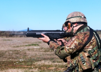 Lezioni di tiro, Orienteering e metodo di combattimento militare per gli allievi marescialli del XXI Corso Esempio a Viterbo