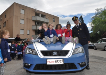 Poliziotti per un giorno: nuova iniziativa della Questura di Terni per avvicinare i bambini alla legalità