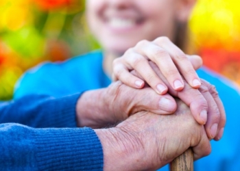 “Siamo vecchi, siamo tanti! Gli anziani sono una risorsa e non un costo”