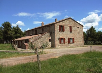 Passeggiata alla ricerca di fioriture spontanee nella Riserva Naturale Monte Rufeno