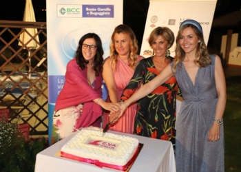 Contro la violenza di genere, E.Va onlus premia cinque donne «testimoni di speranza»