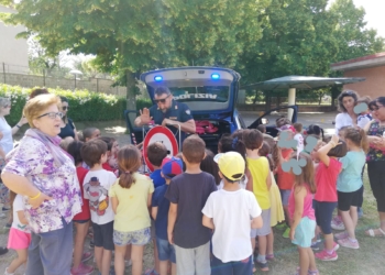 I bambini della Scuola Materna di Ciconia incontrano la Polizia Stradale di Orvieto