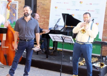 La lirica internazionale del Metropolitan approda sulla Rupe