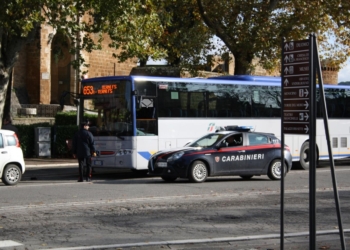 “Scuole sicure”, controlli a tappeto negli Istituti scolastici e sui bus da parte dei Carabinieri