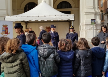 La Questura di Terni in piazza contro la violenza di genere