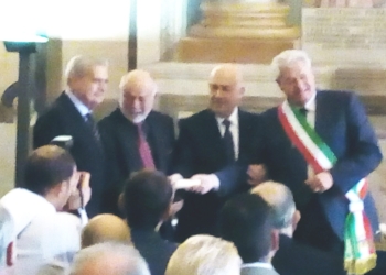 Il presidente Mattarella conferisce a Omero Cerrini Il Cavalierato della Repubblica
