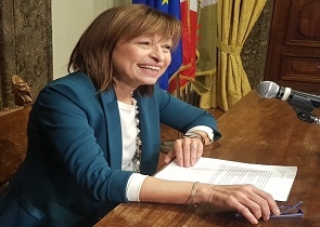 Tesei a conferenza stampa fine anno: “Lavoriamo con impegno per rimettere l’umbria in cammino”