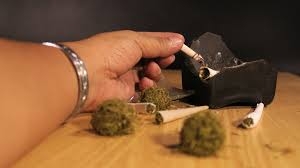  “Adolescenti e droga”